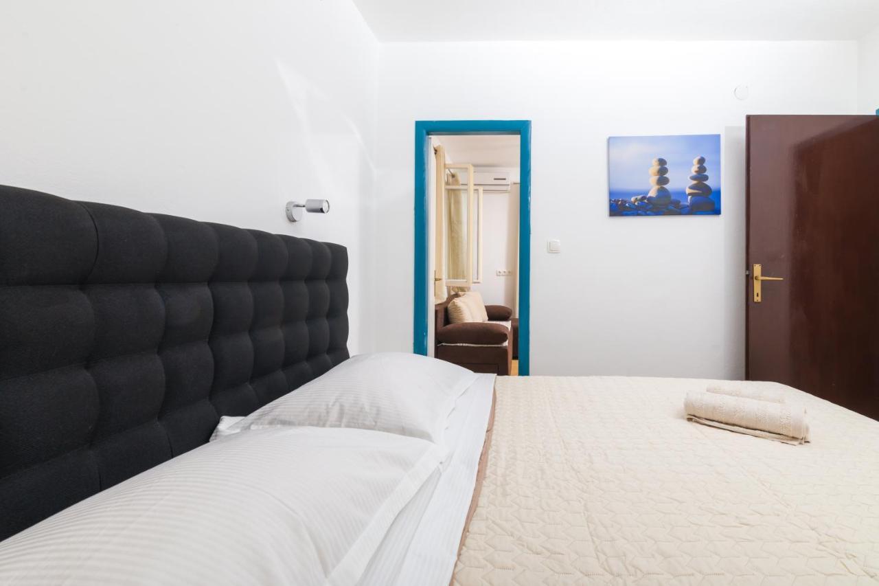 Guest House Marinna Vrboska Buitenkant foto